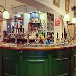 The Royal Oak Bed & Breakfast 4*