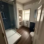The Royal Oak B&B 리펀