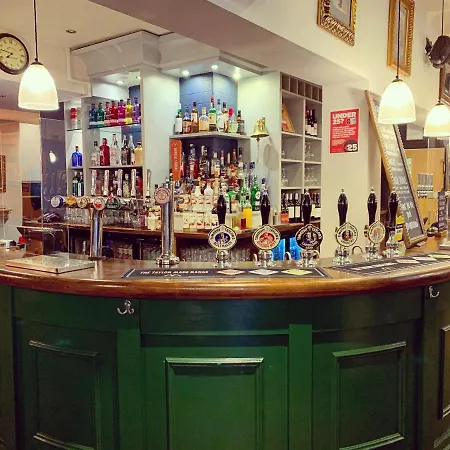 里彭皇家橡树住宿加早餐旅馆 住宿加早餐酒店 4*