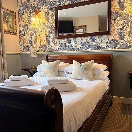 The Royal Oak 4*